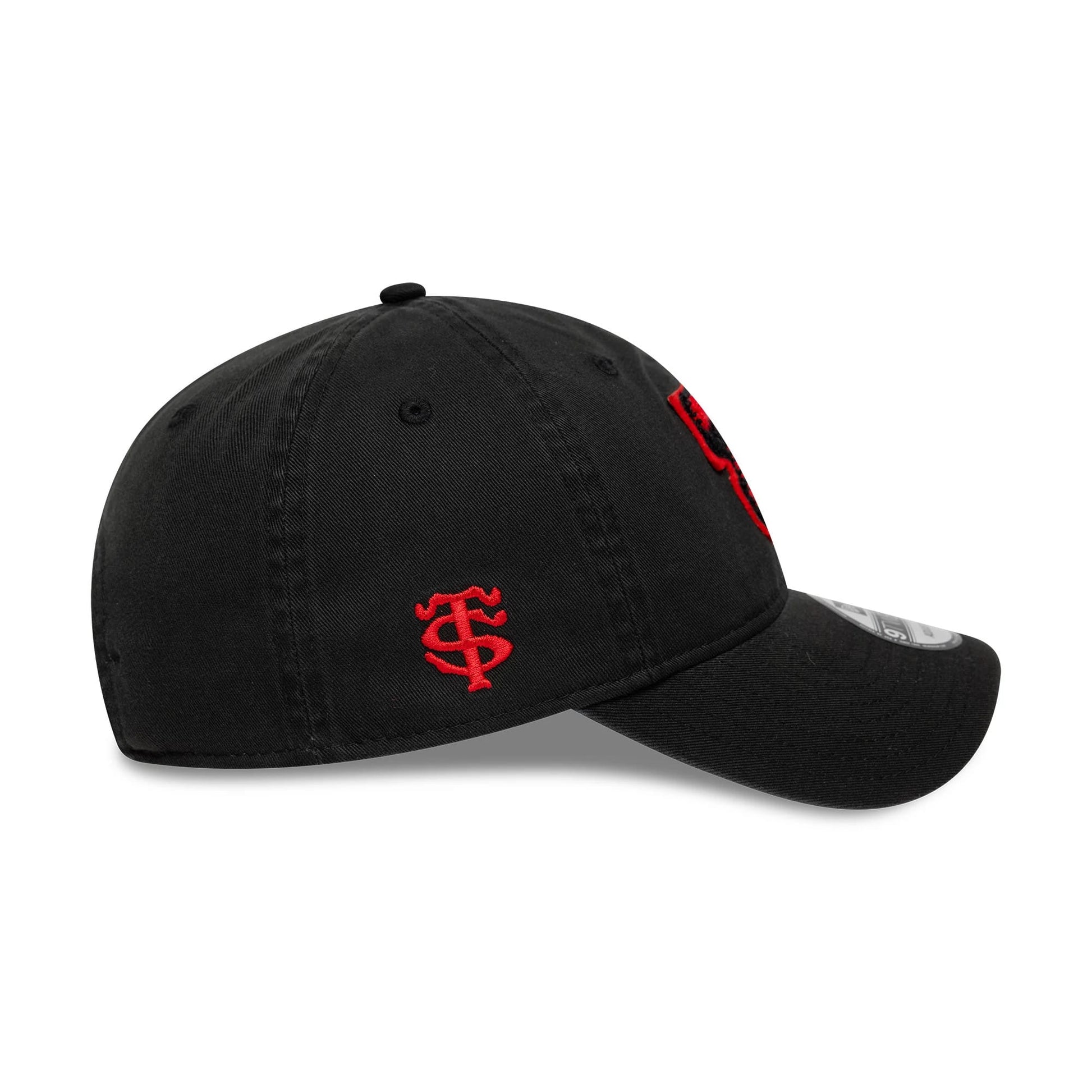 Pictured is this Boucle Stade Toulousain 9TWENTY in black. 5
