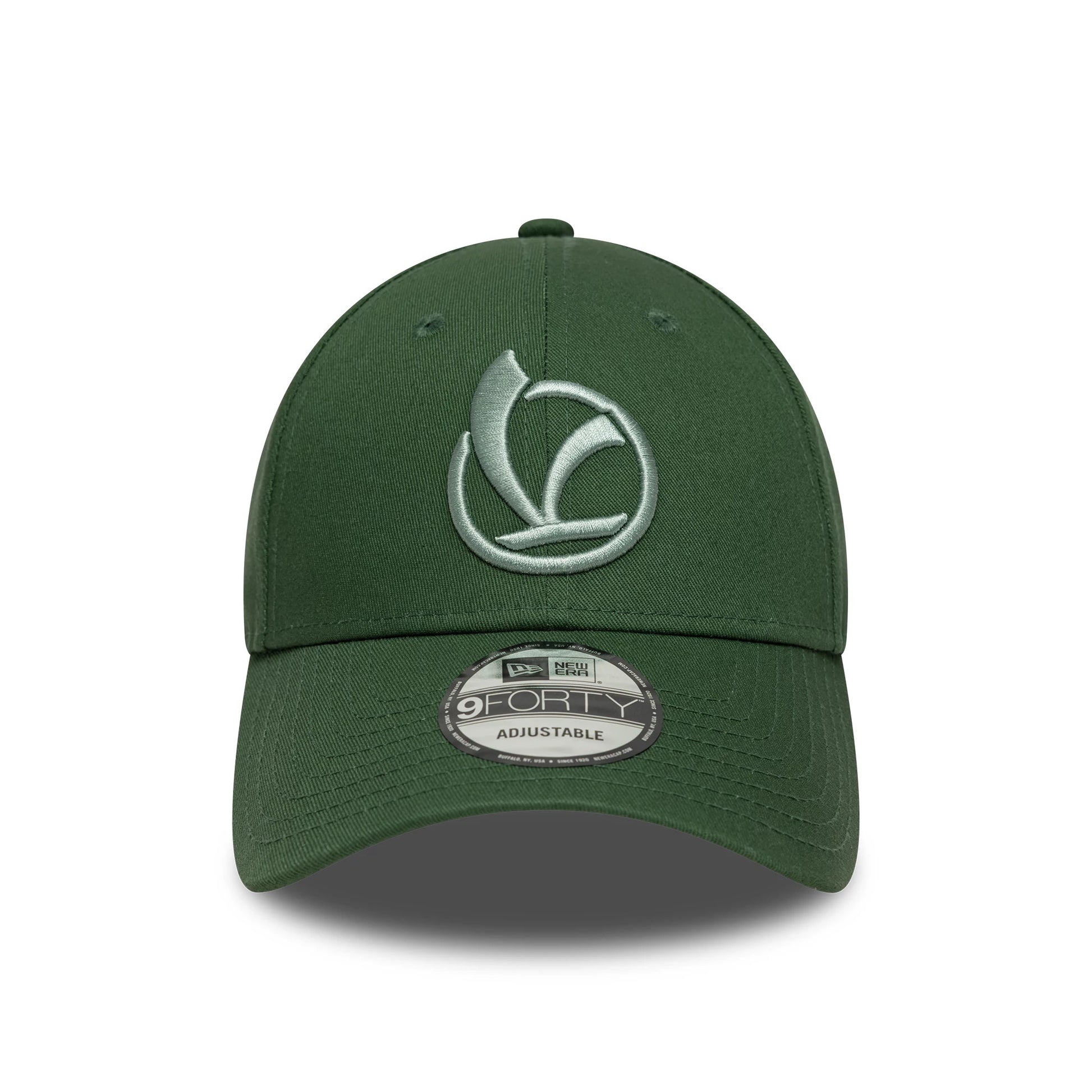Pictured is this Essential Vespa 9FORTY in dark green. 2