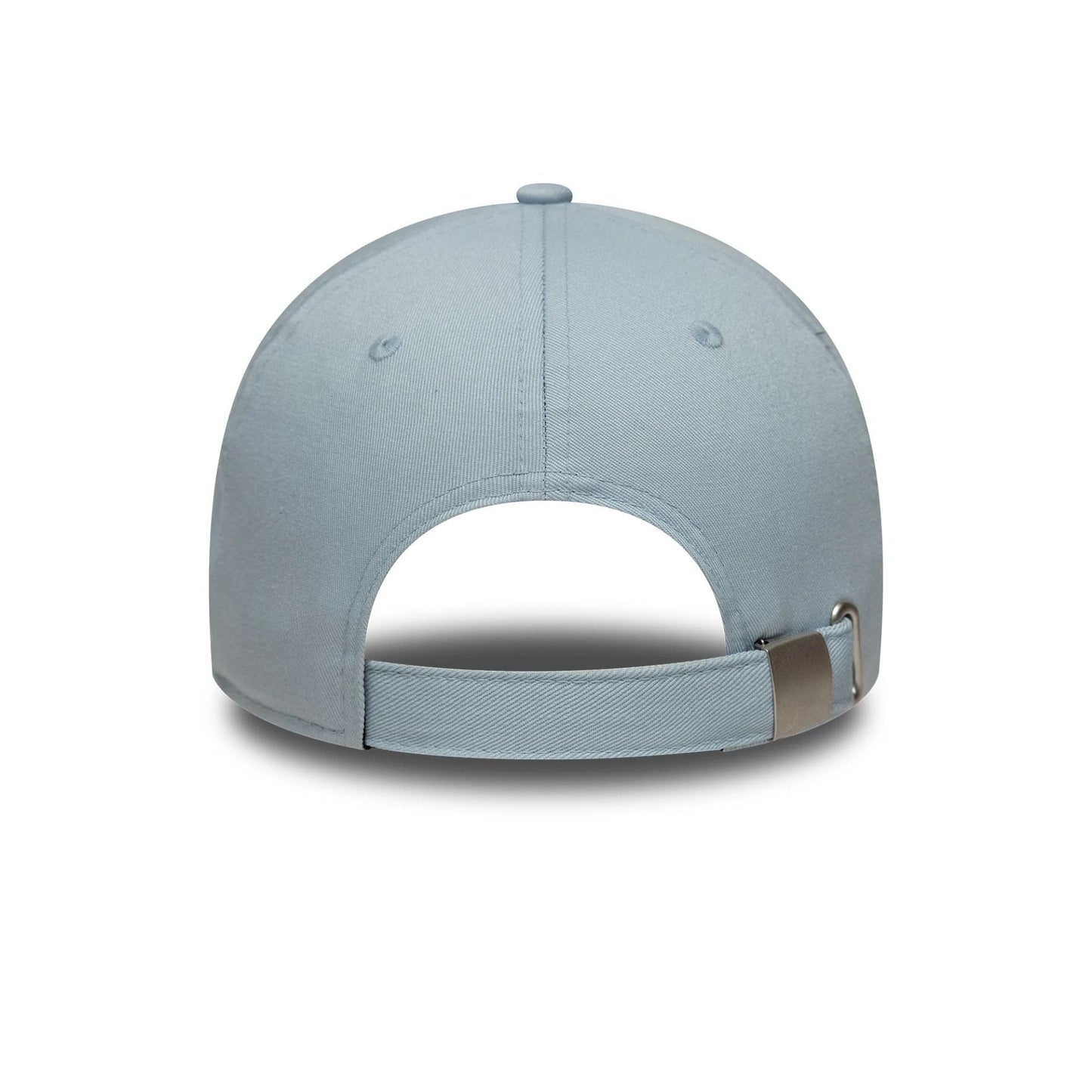 Pictured is this Essential Vespa 9FORTY in pastel blue. 4