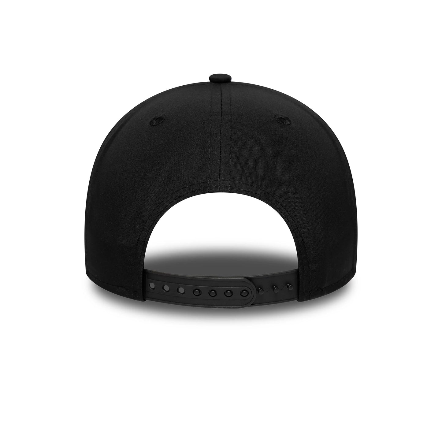 Pictured is this Print Red Bull Racing 9FORTY M-Crown A-Frame in black. 4
