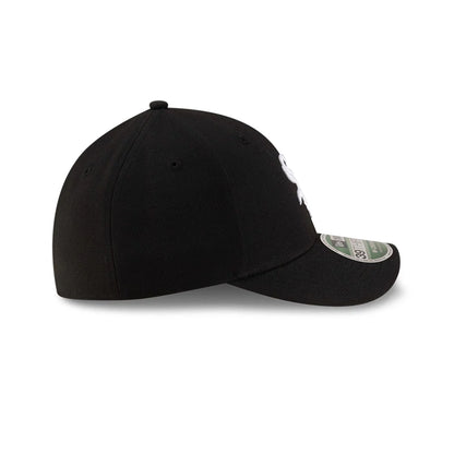 Pictured is this MLB Player Replica Chicago White Sox 39THIRTY M-Crown Stretch Fit cap in black. 6