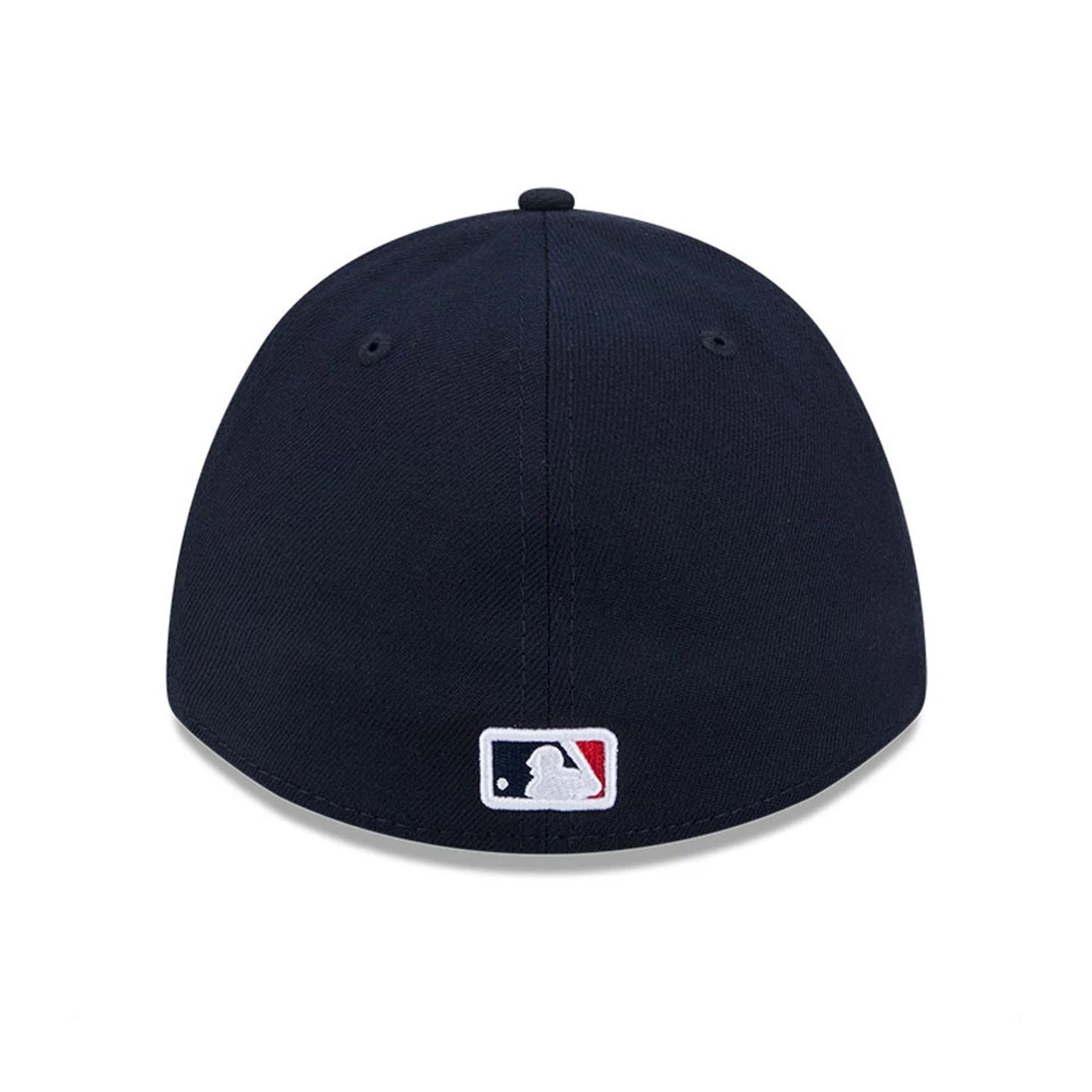 Pictured is this MLB Player Replica Boston Red Sox 39THIRTY M-Crown Stretch Fit cap in navy. 4