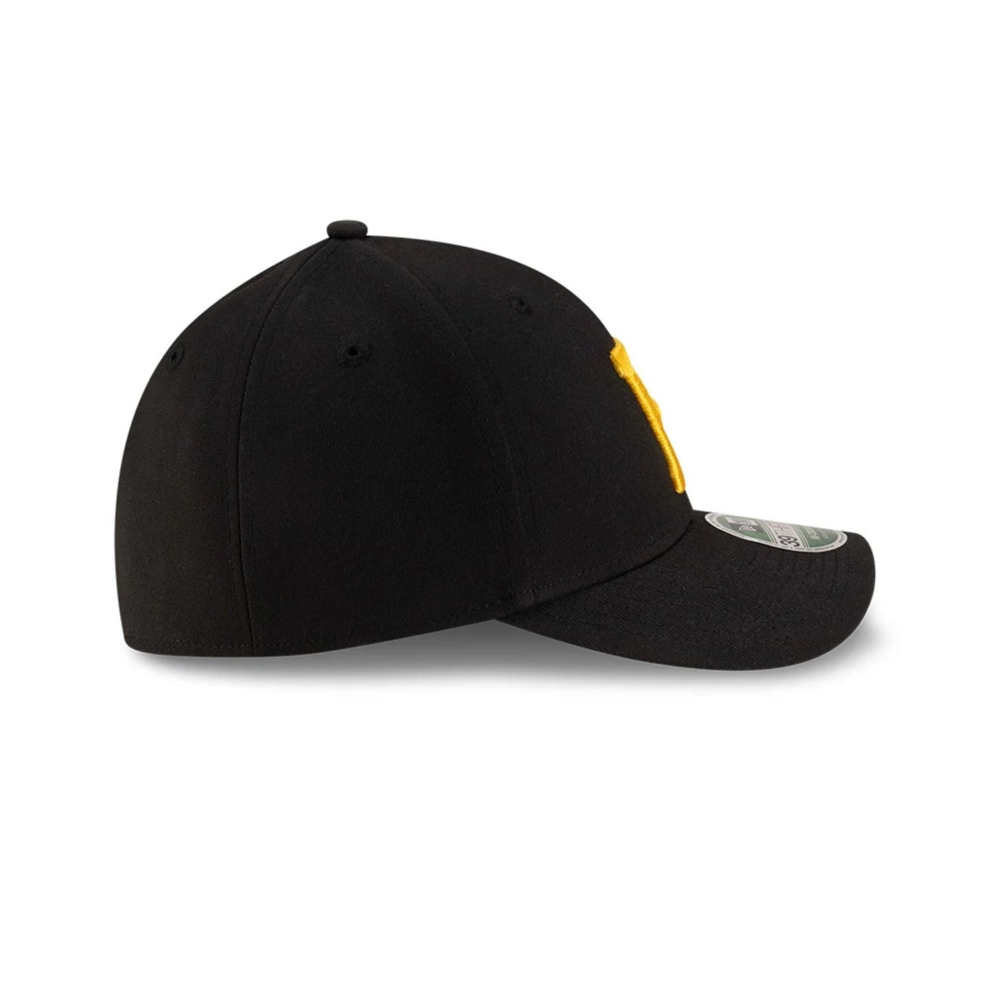 Pictured is this MLB Player Replica Pittsburgh Pirates 39THIRTY M-Crown Stretch Fit cap in black. 6