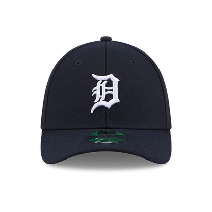 Pictured is this MLB Player Replica Detroit Tigers 39THIRTY M-Crown Stretch Fit cap in navy. 3
