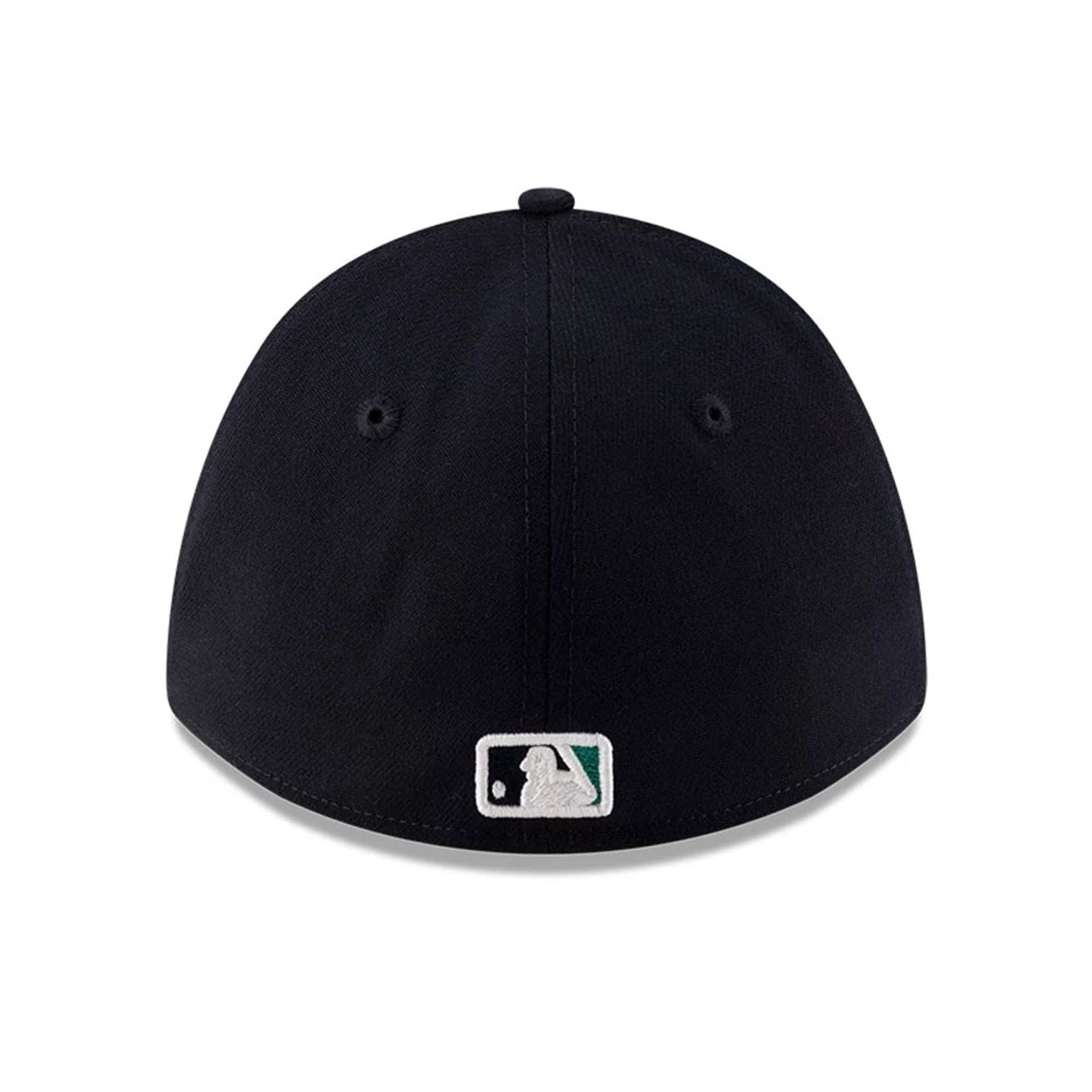 Pictured is this MLB Player Replica Seattle Mariners 39THIRTY M-Crown Stretch Fit cap in navy. 4