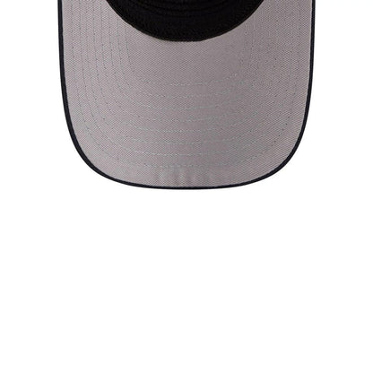 Pictured is this MLB New York Yankees 39THIRTY M-Crown Stretch Fit cap in navy. 2