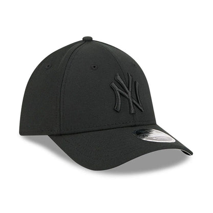Pictured is this MLB Outline New York Yankees 39THIRTY M-Crown Stretch Fit cap in black. 4