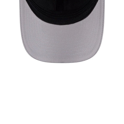 Pictured is this MLB New York Yankees 39THIRTY M-Crown Stretch Fit cap in grey. 7
