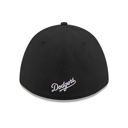 Pictured is this MLB LA Dodgers 39THIRTY M-Crown A-Frame Stretch Fit cap in black. 5