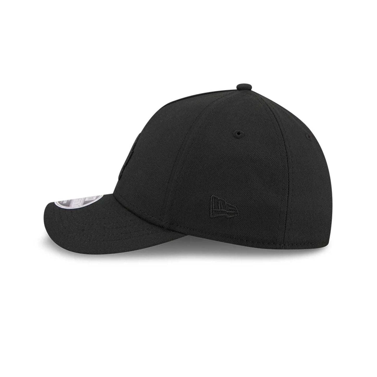 Pictured is this MLB Outline LA Dodgers 39THIRTY M-Crown A-Frame Stretch Fit cap in black. 4