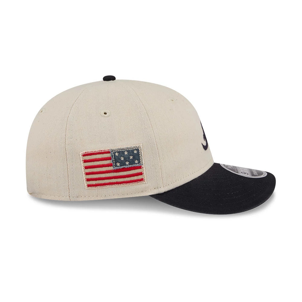 This is a Atlanta Braves MLB Americana Herringbone White Retro Crown 9FIFTY Adjustable Cap 6