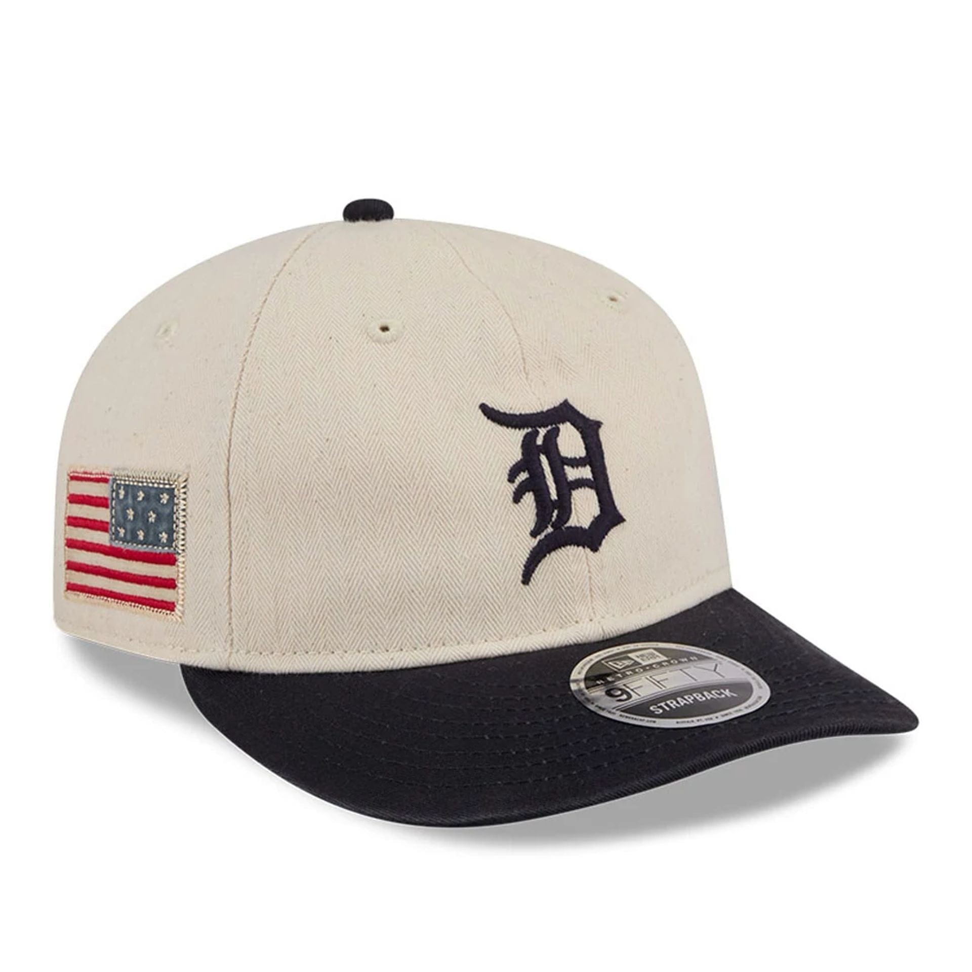 This is a Detroit Tigers MLB Americana Herringbone White Retro Crown 9FIFTY Adjustable Cap 1