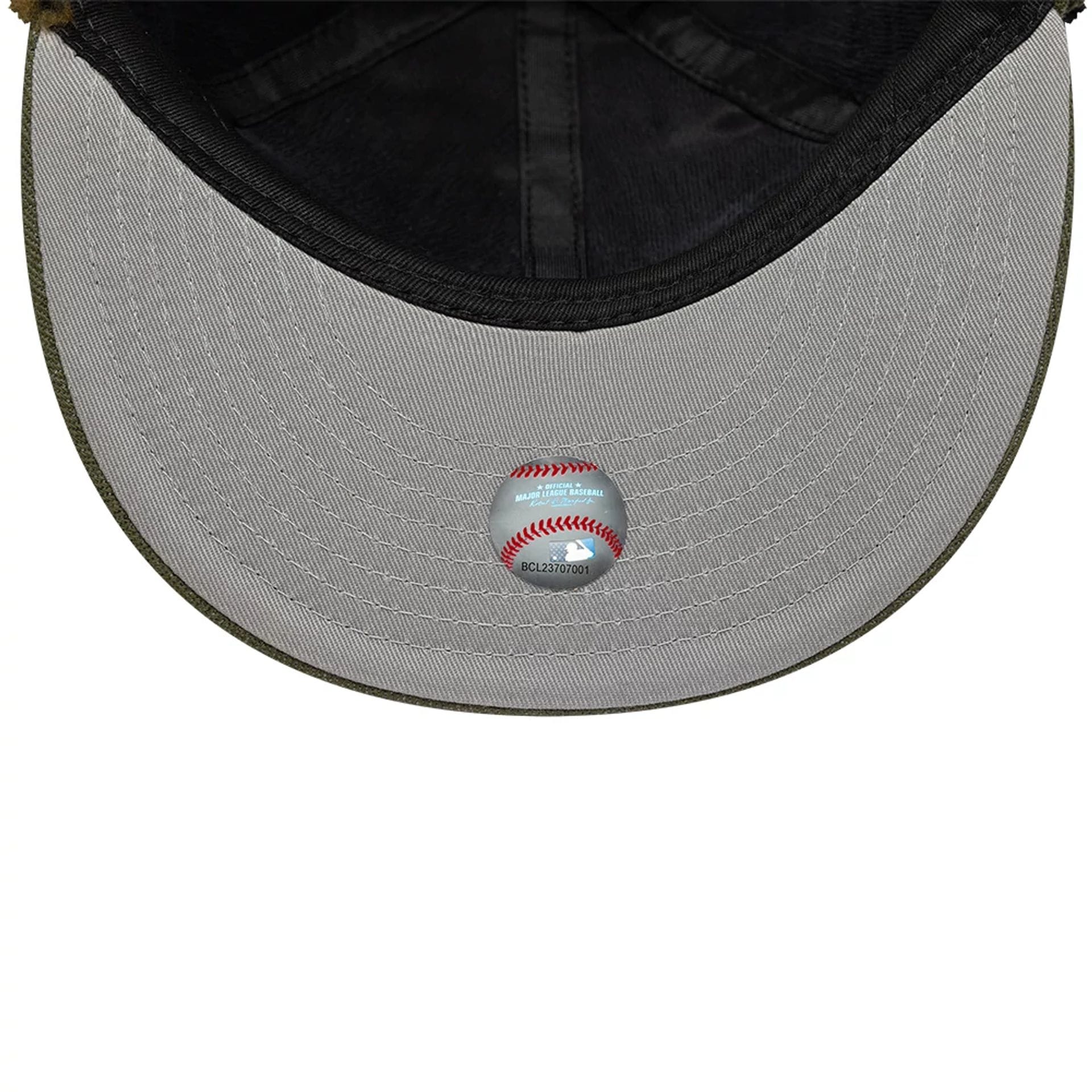 This is a New York Mets MLB Camo Open Green Retro Crown 59FIFTY Fitted Cap 3