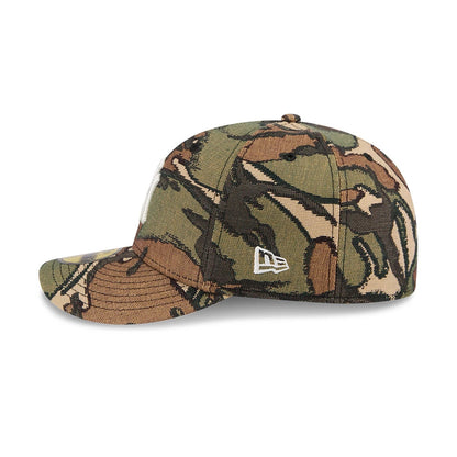 This is a New York Yankees MLB Jacquard Camo 59FIFTY Fitted Cap 5