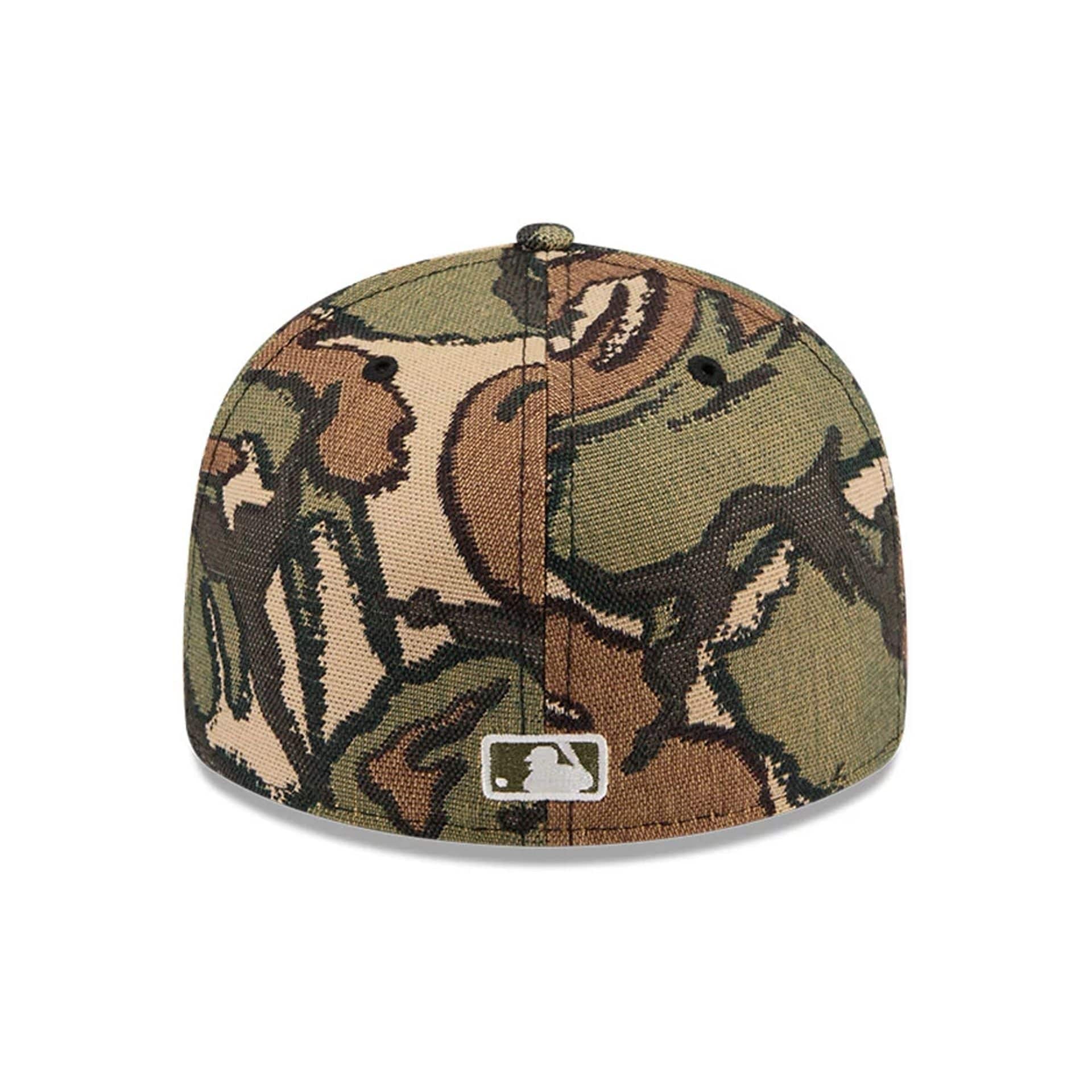 This is a New York Yankees MLB Jacquard Camo 59FIFTY Fitted Cap 6