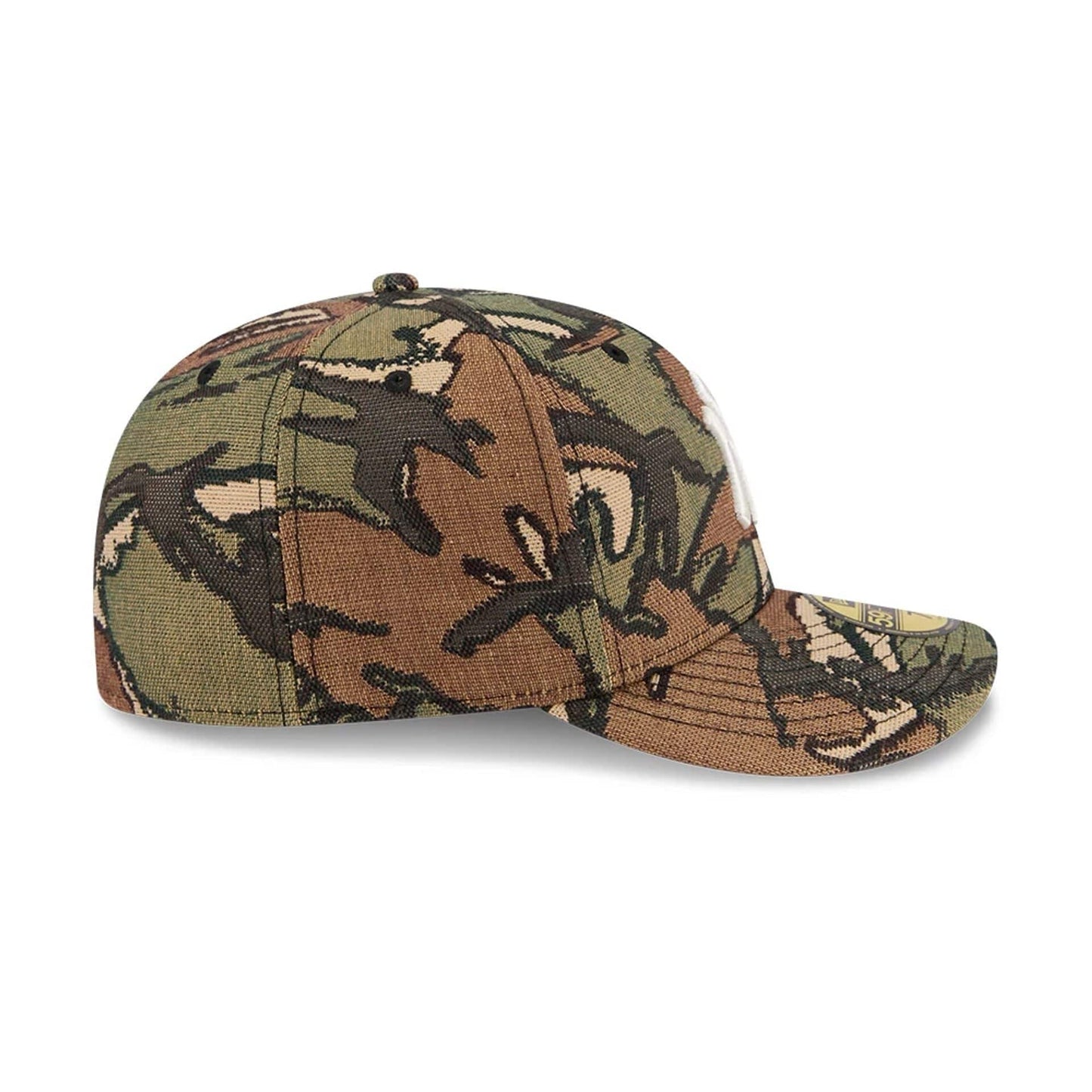This is a New York Yankees MLB Jacquard Camo 59FIFTY Fitted Cap 7