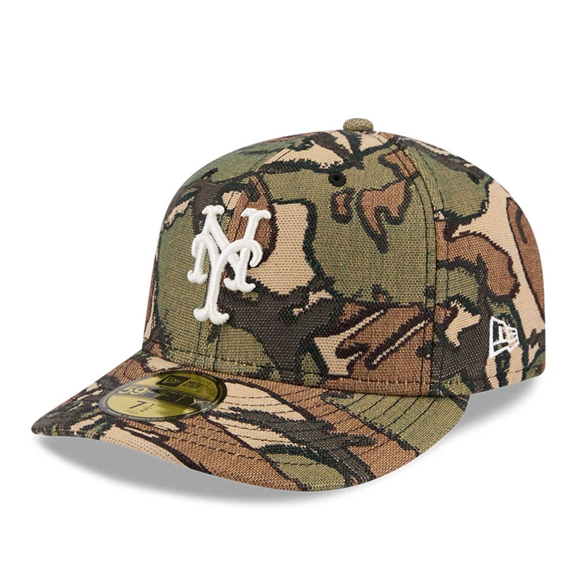 This is a New York Mets MLB Jacquard Camo 59FIFTY Fitted Cap 1