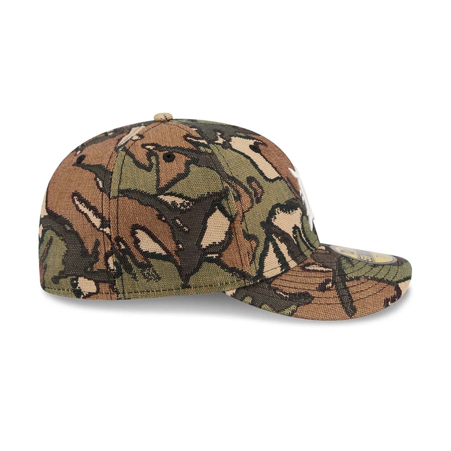 This is a Detroit Tigers MLB Jacquard Camo 59FIFTY Fitted Cap 6