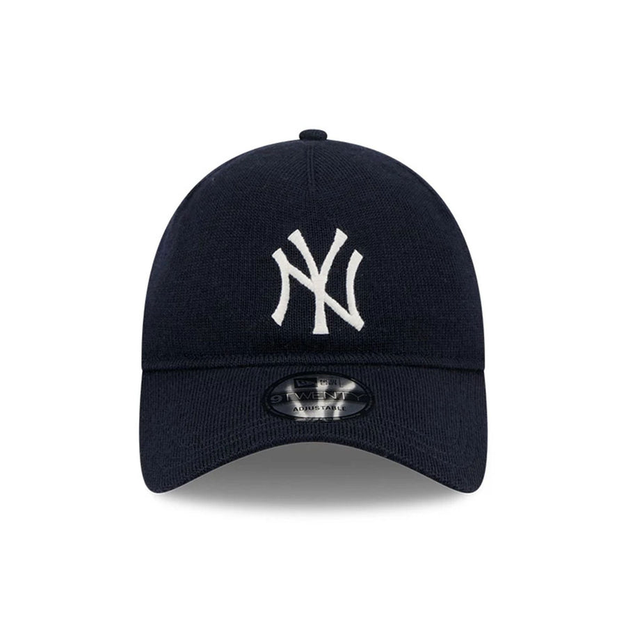This is a New York Yankees MLB Merino Wool Navy 9TWENTY Adjustable Cap 2