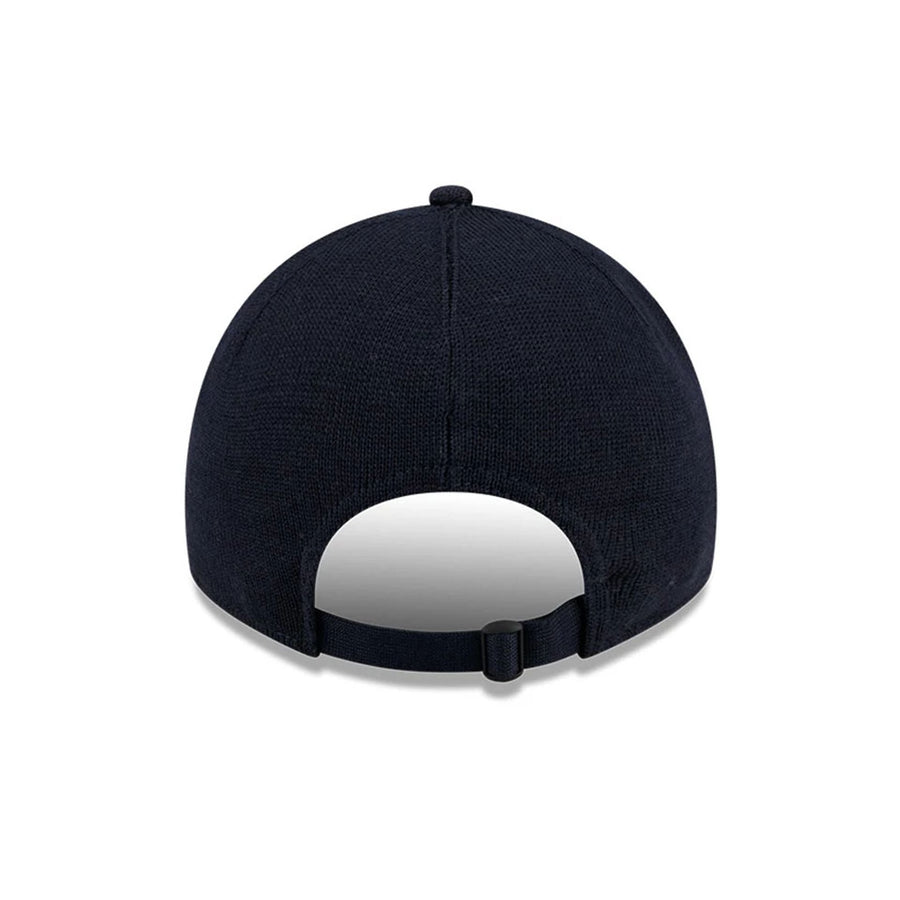 This is a New York Yankees MLB Merino Wool Navy 9TWENTY Adjustable Cap 6