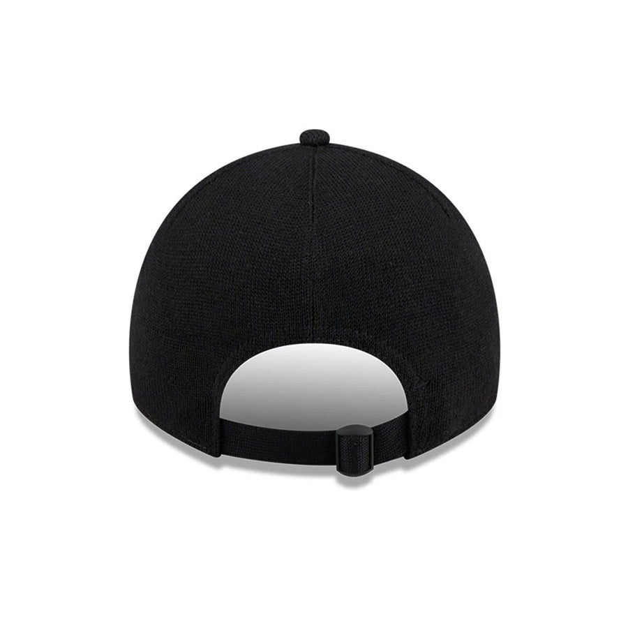 This is a Chicago White Sox MLB Merino Wool Black 9TWENTY Adjustable Cap 7