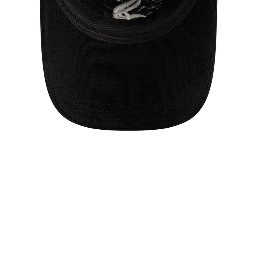 This is a Chicago White Sox MLB Merino Wool Black 9TWENTY Adjustable Cap 6