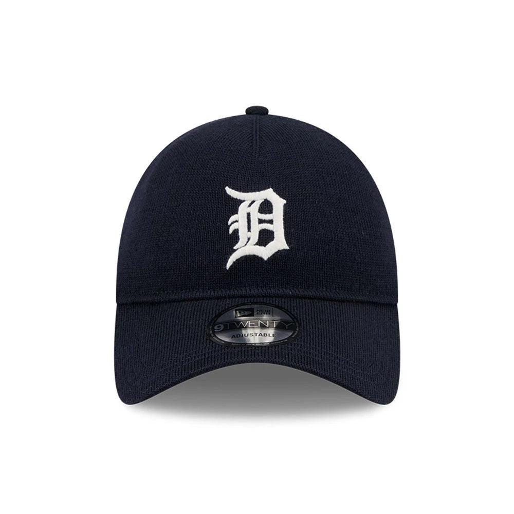This is a Detroit Tigers MLB Merino Wool Navy 9TWENTY Adjustable Cap 2