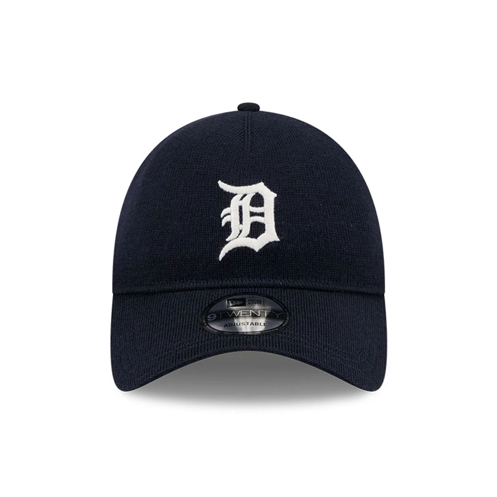 This is a Detroit Tigers MLB Merino Wool Navy 9TWENTY Adjustable Cap 2