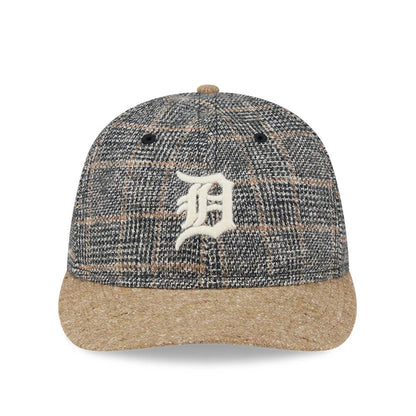 Detroit Tigers MLB Vintage Tweed Open Blue Retro Crown New Era 59FIFTY Fitted Cap, front view showing the white embroidered team logo on the textured tweed crown with a brown flat visor and matching top button.