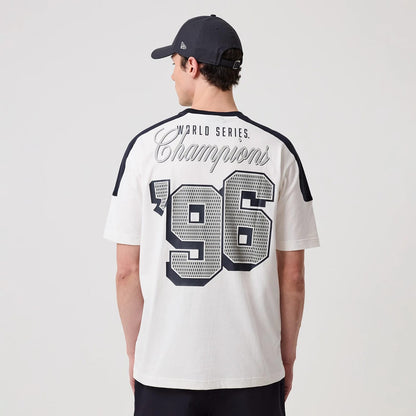 The model is wearing this MLB Sport Classic New York Yankees T-Shirt in white. 2