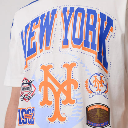 The model is wearing this MLB Sport Classic New York Mets T-Shirt in white. 4