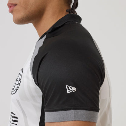 The model is wearing this NBA Match Brooklyn Nets T-Shirt in black. 5