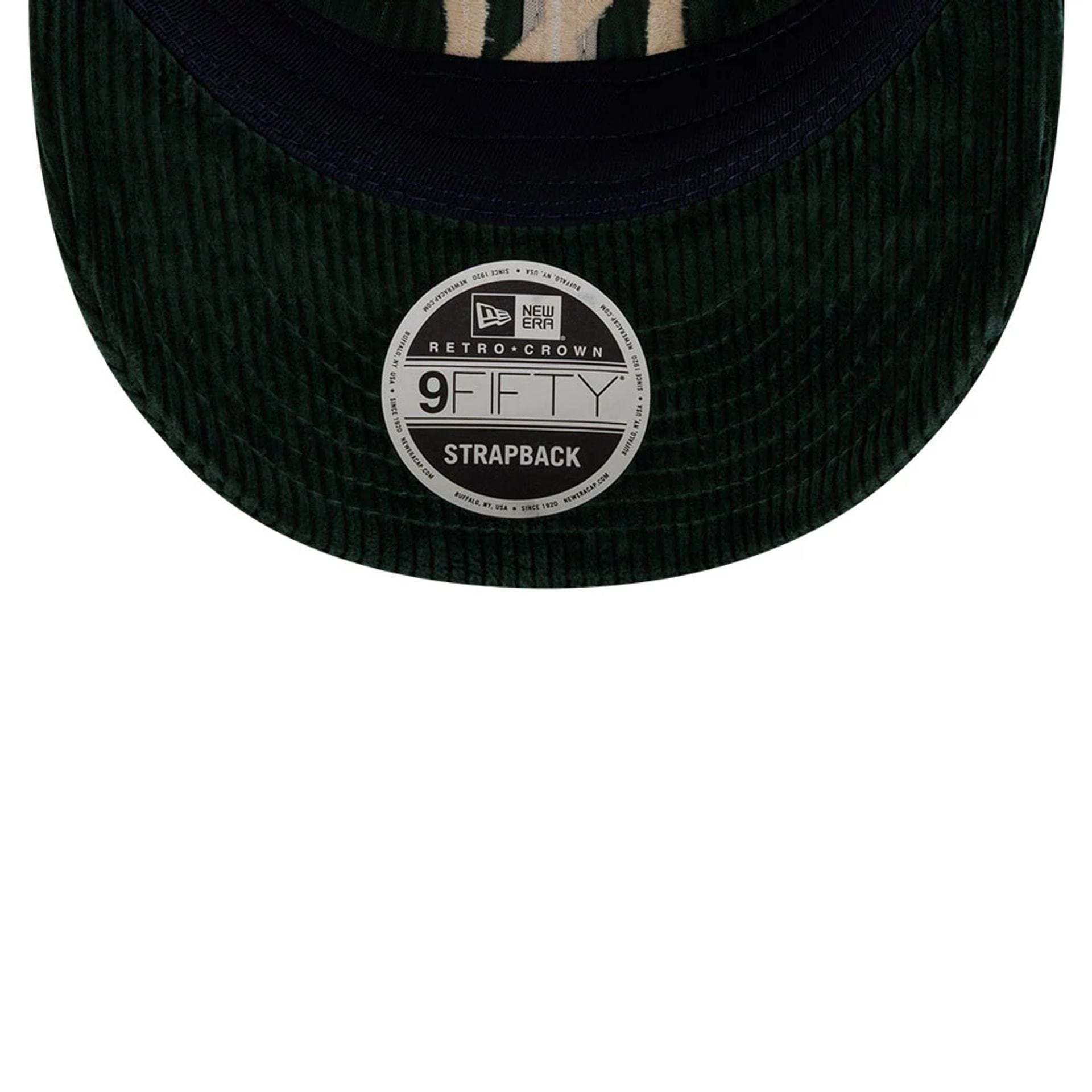 Pictured is this Ralph Lauren x MLB New York Yankees Retro Crown 9FIFTY cap in Green. 7