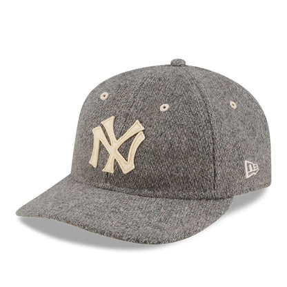 Pictured is this Ralph Lauren x MLB New York Yankees Retro Crown 9FIFTY cap in grey. 4