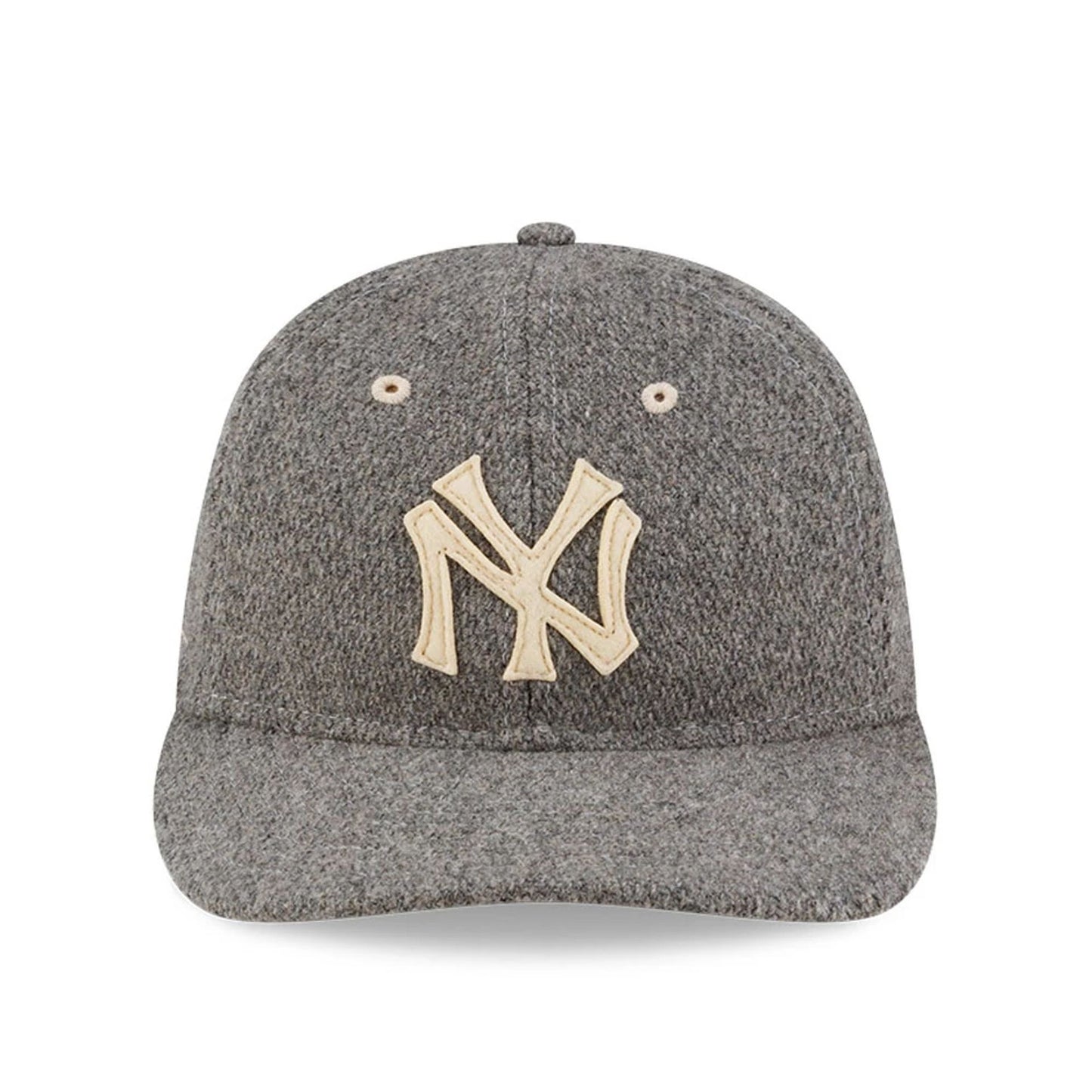Pictured is this Ralph Lauren x MLB New York Yankees Retro Crown 9FIFTY cap in grey. 5