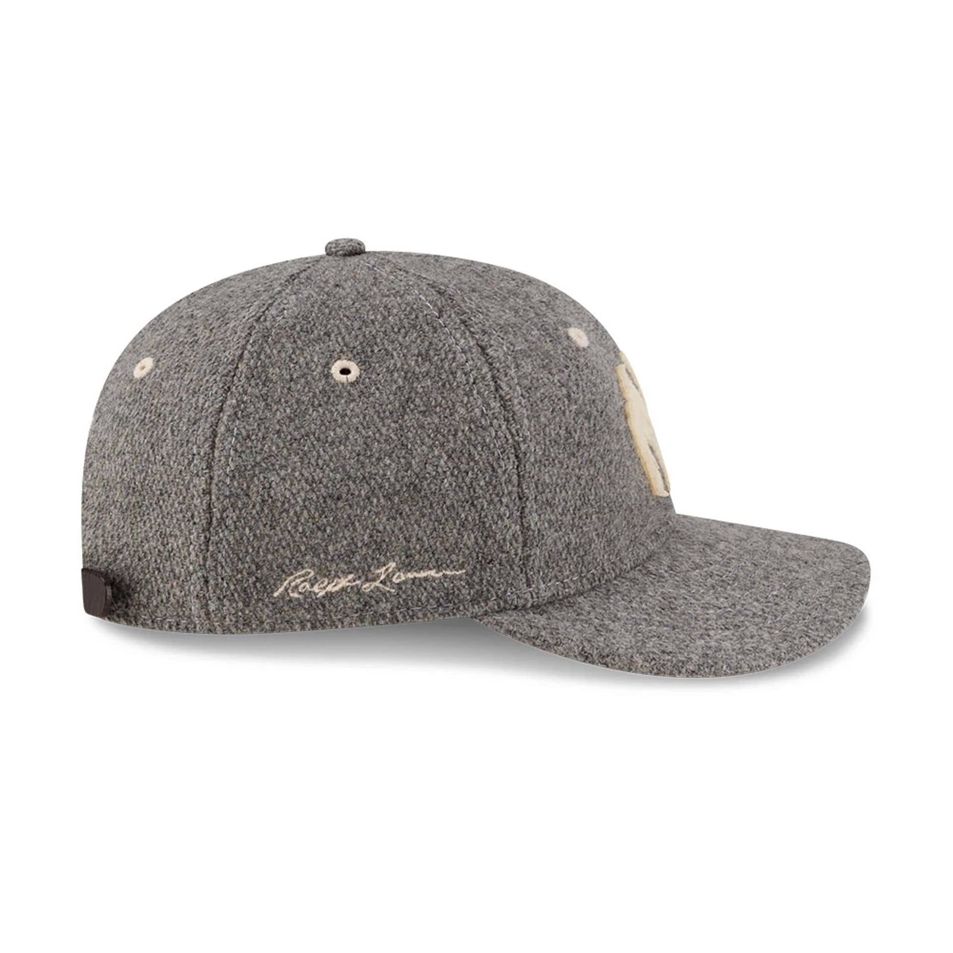 Pictured is this Ralph Lauren x MLB New York Yankees Retro Crown 9FIFTY cap in grey. 6