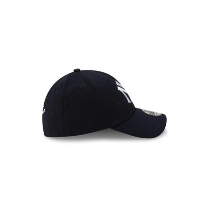 This is a New York Yankees Youth Ralph Lauren x MLB Navy 39THIRTY Stretch Fit Cap 7