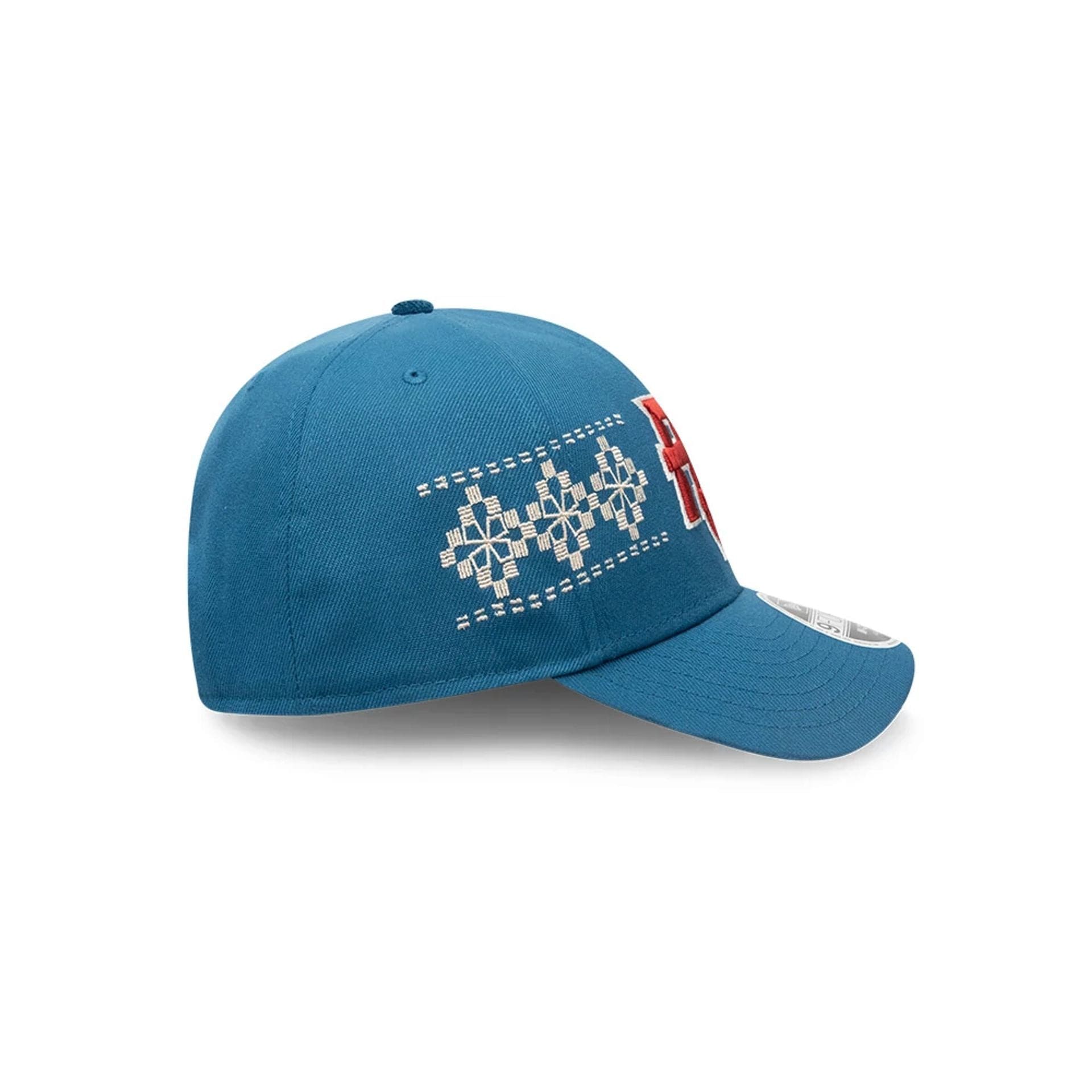 Pictured is this World Baseball Classic Latin Embroidery Puerto Rico 9FORTY M-Crown A-Frame cap in blue. 5