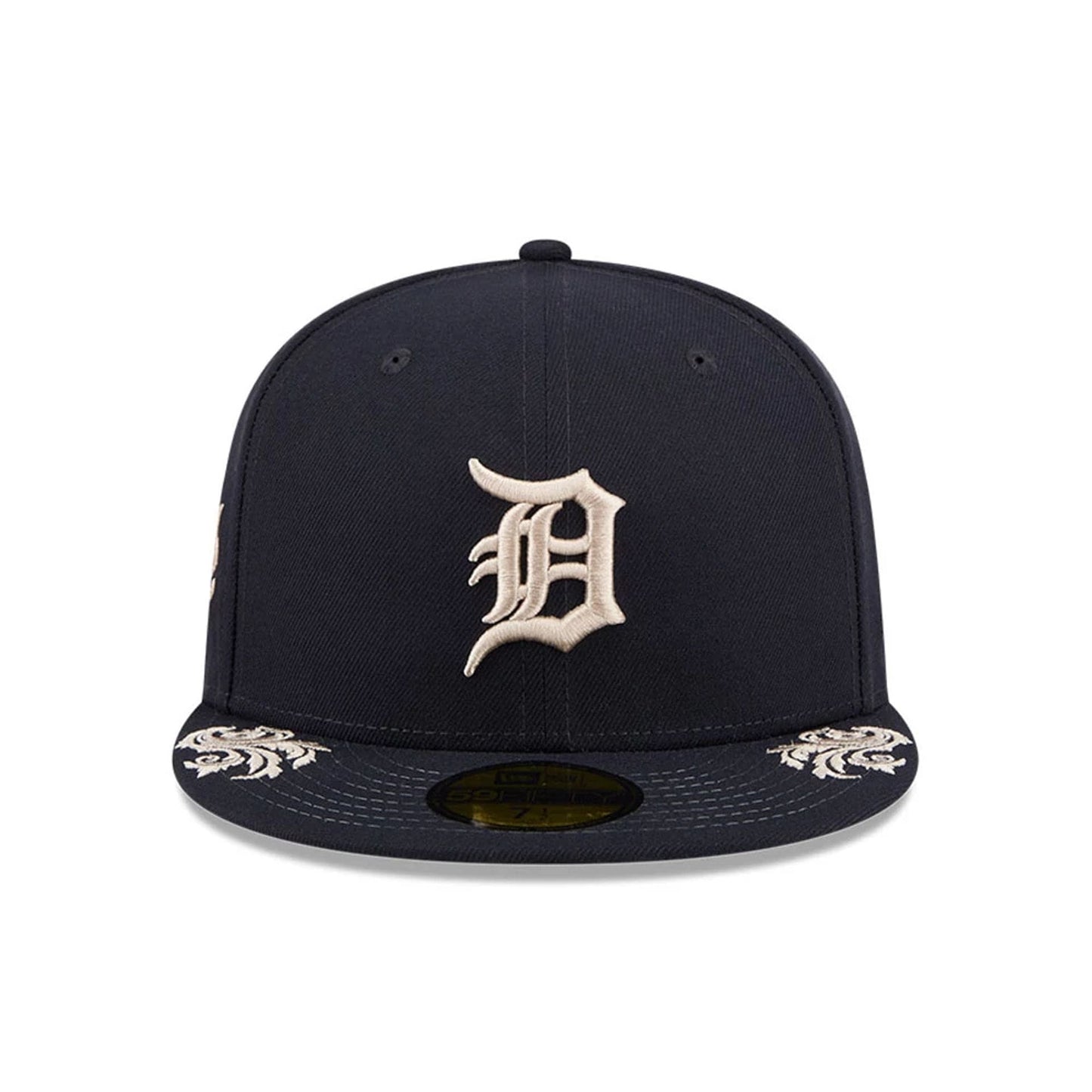 Pictured is this MLB Script Detroit Tigers 59FIFTY Fitted cap in navy. 6