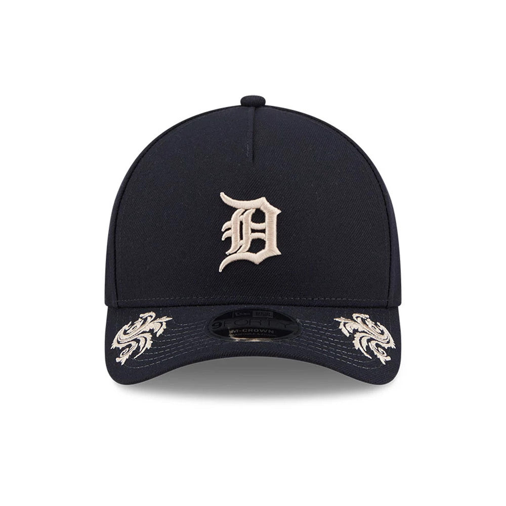 Pictured is this MLB Script Detroit Tigers 9FORTY M-Crown A-Frame Adjustable cap in navy. 6
