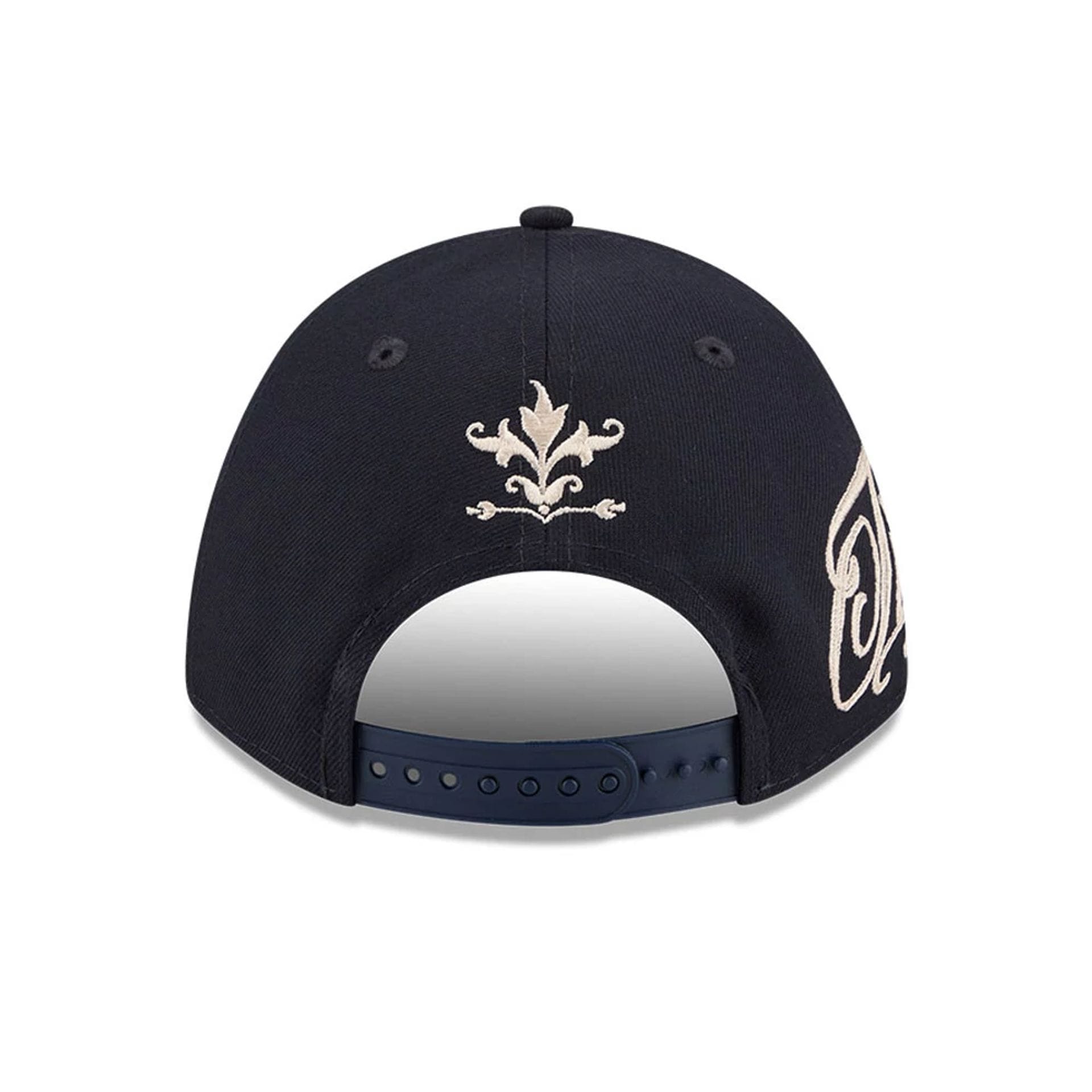 Pictured is this MLB Script Detroit Tigers 9FORTY M-Crown A-Frame Adjustable cap in navy. 3