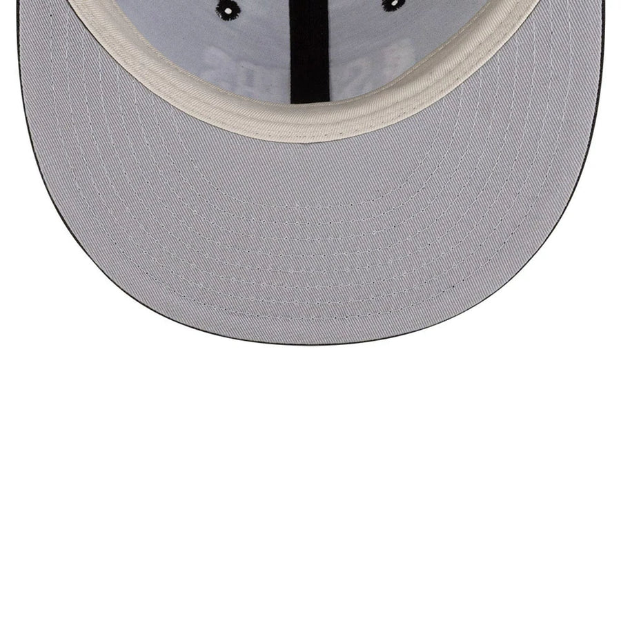 This is a San Antonio Spurs FOG x NBA Black Retro Crown 9FIFTY Adjustable Cap 2