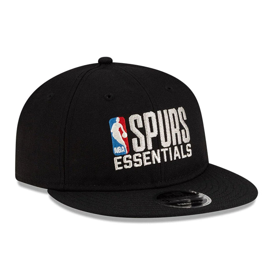This is a San Antonio Spurs FOG x NBA Black Retro Crown 9FIFTY Adjustable Cap 4