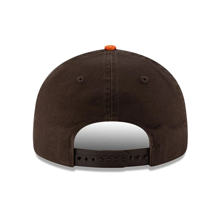 This is a Cleveland Browns NFL Historic Dark Brown Retro Crown 9FIFTY Snapback Adjustable Cap 7