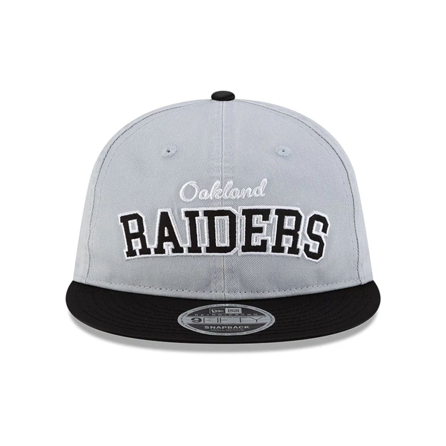 This is a Las Vegas Raiders NFL Historic Grey Retro Crown 9FIFTY Snapback Adjustable Cap 2