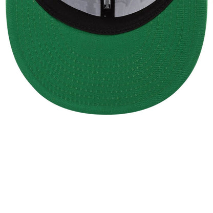 This is a Philadelphia Eagles NFL Historic Black Retro Crown 9FIFTY Snapback Adjustable Cap 7