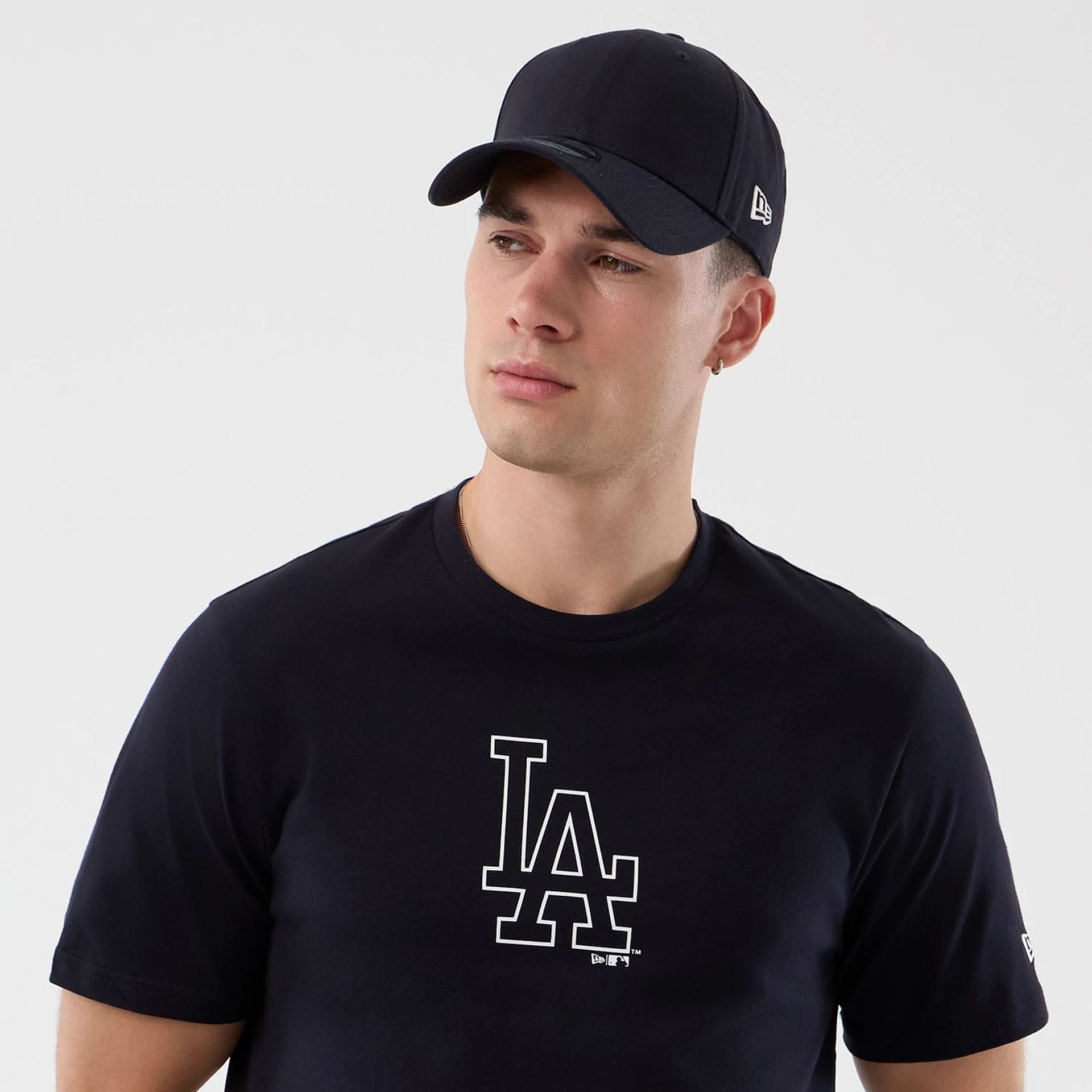 The Male model is wearing LA Dodgers MLB Back To School Navy T-Shirt  6