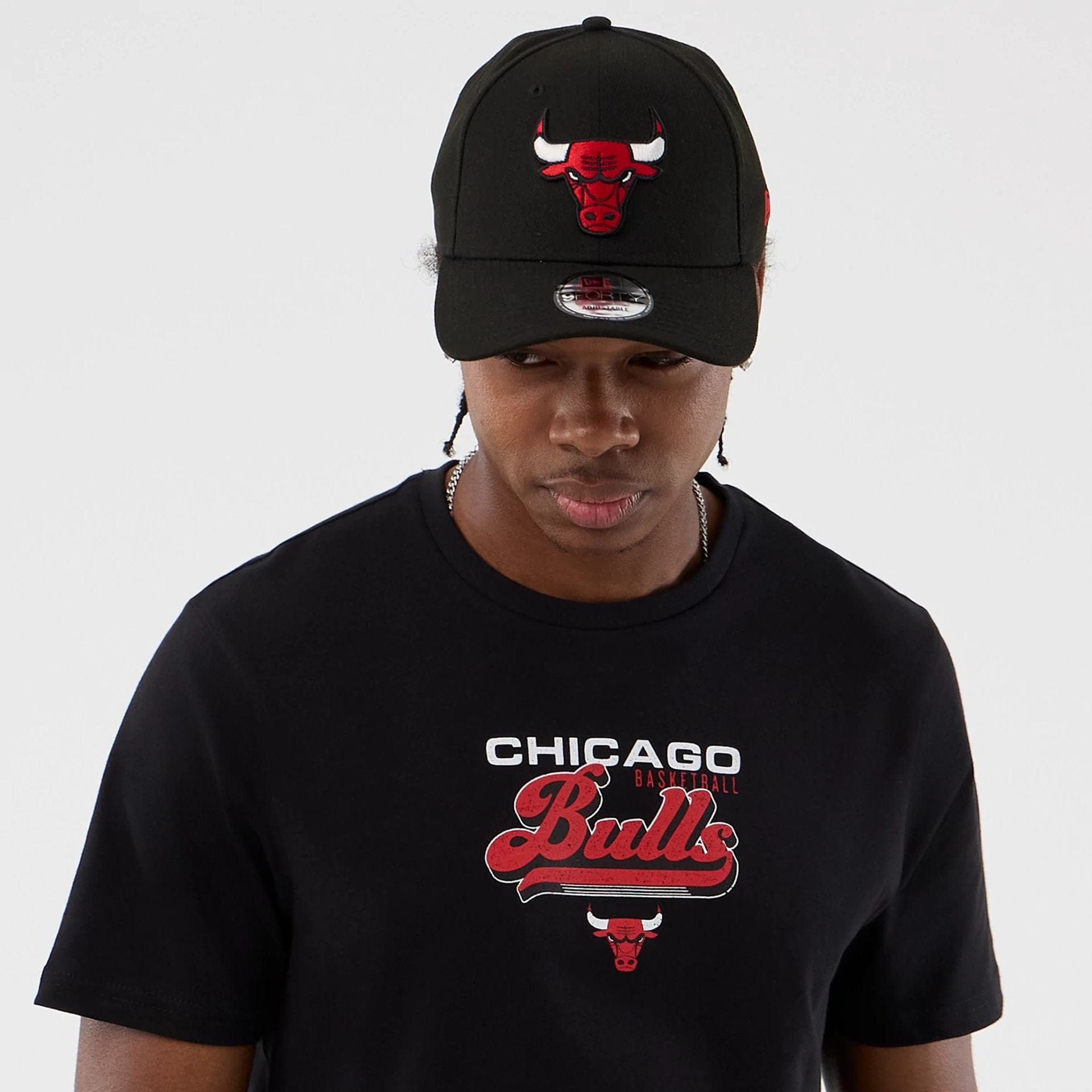 The Male model is wearing Chicago Bulls NBA Back To School Black T-Shirt  6