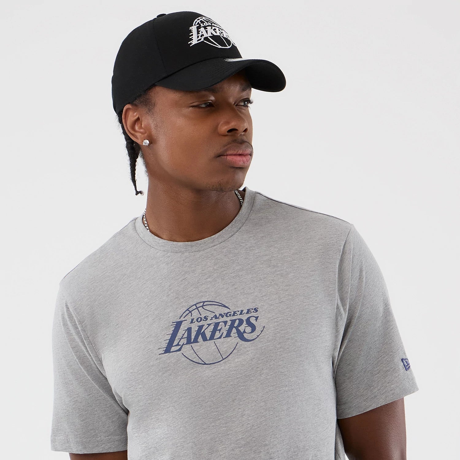 The Male model is wearing LA Lakers NBA Back To School Grey T-Shirt 3