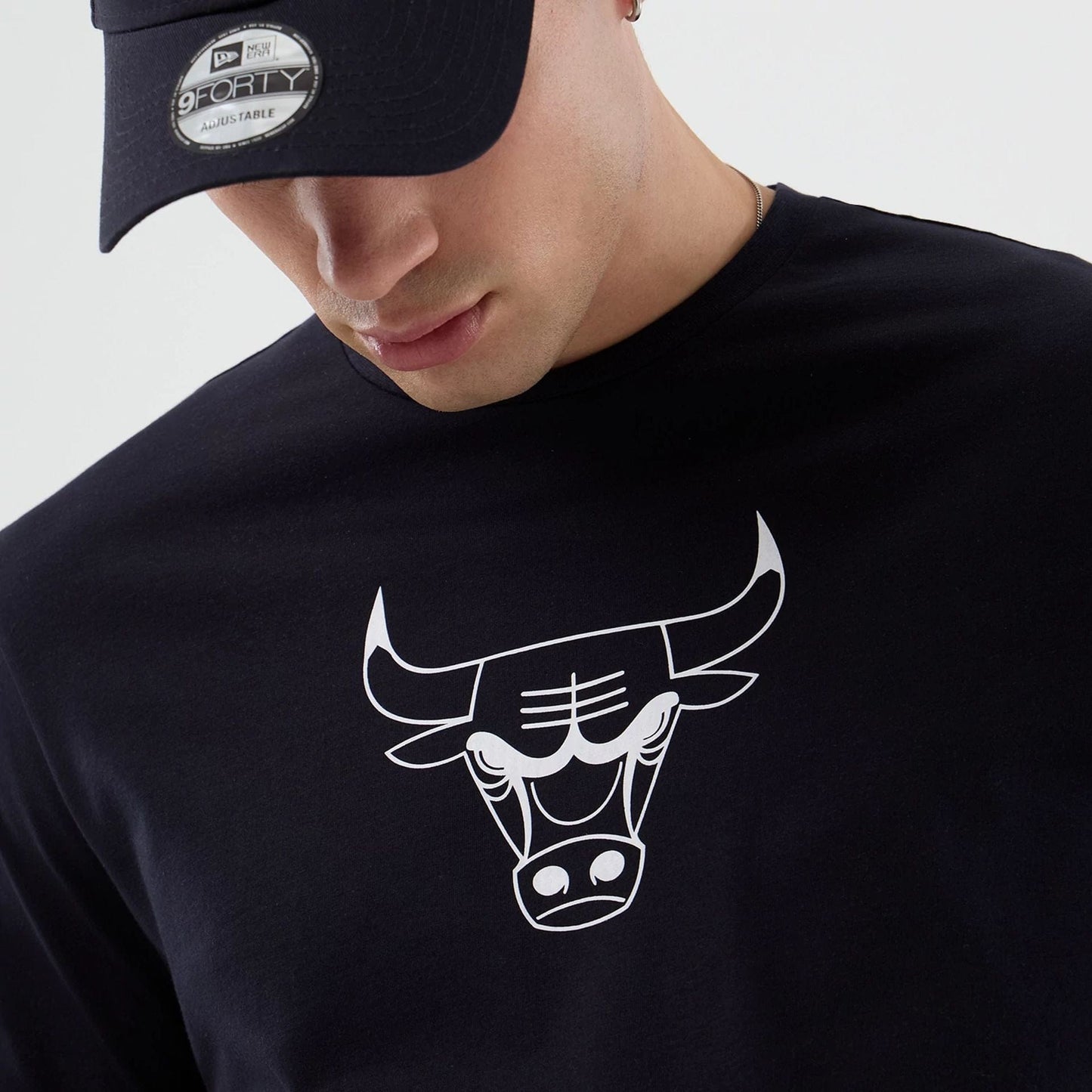 The Male model is wearing Chicago Bulls NBA Back To School Navy T-Shirt  3